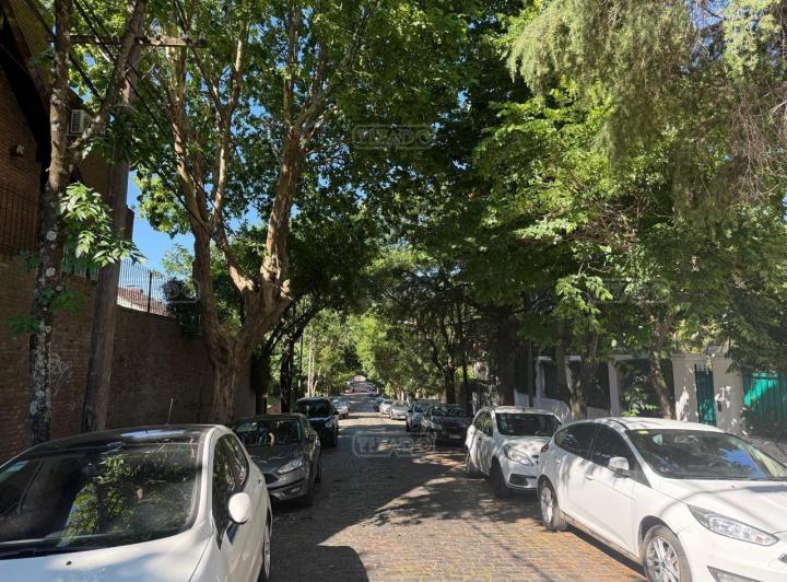 Casa · 180m² · 4 Ambientes · 1 Cochera