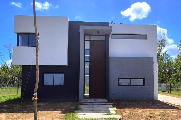 Casa · 187m² · 5 Ambientes · 2 Cocheras