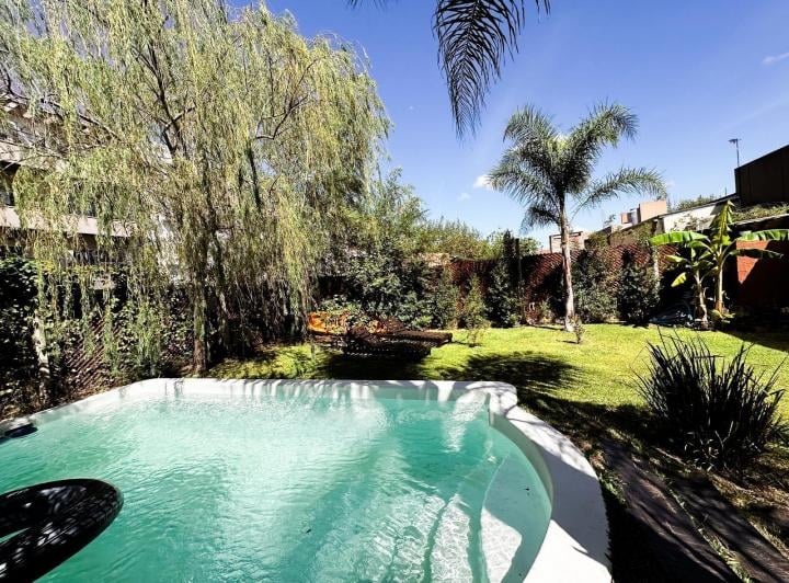 Casa · 65m² · 4 Ambientes · 1 Cochera