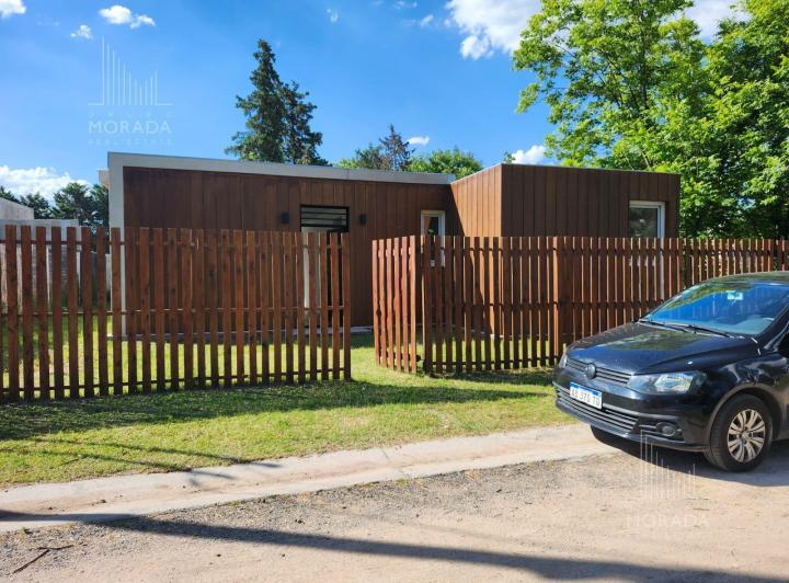 Casa · 80m² · 3 Ambientes · 2 Cocheras