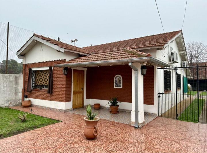 Casa · 114m² · 4 Ambientes · 1 Cochera