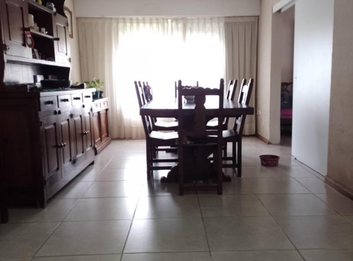 Casa · 90m² · 4 Ambientes · 1 Cochera