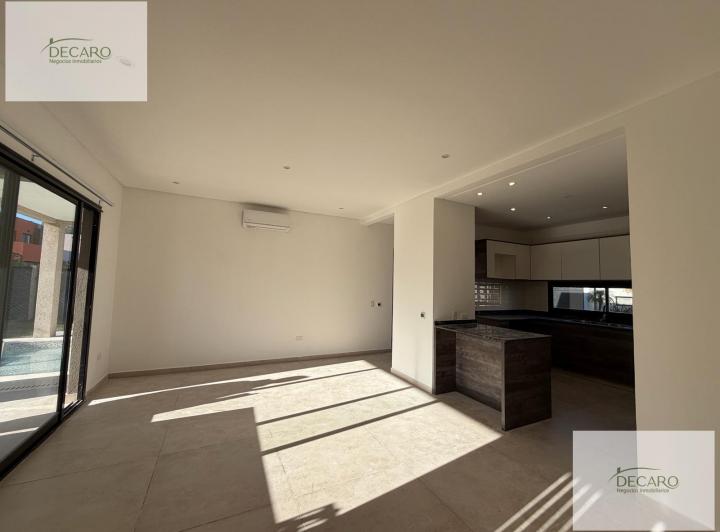Casa · 155m² · 4 Ambientes