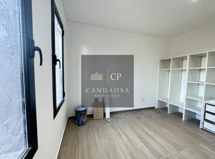 Casa · 143m² · 4 Ambientes · 3 Cocheras