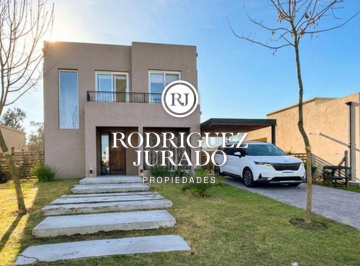 Casa · 165m² · 4 Ambientes
