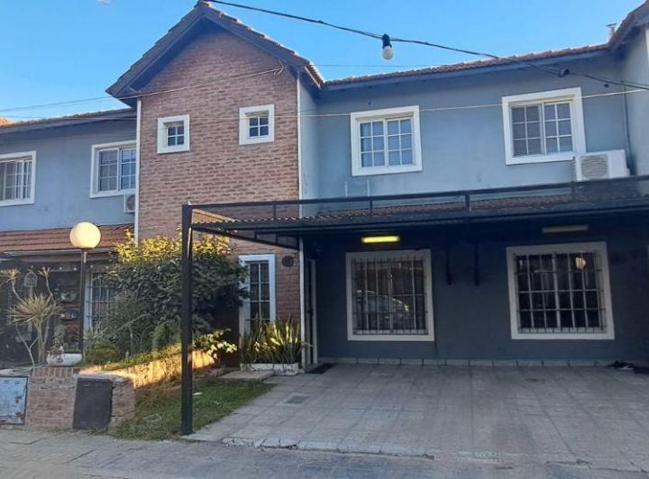Casa · 34m² · 4 Ambientes · 1 Cochera