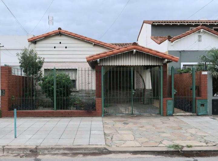 Casa · 260m² · 3 Ambientes · 1 Cochera