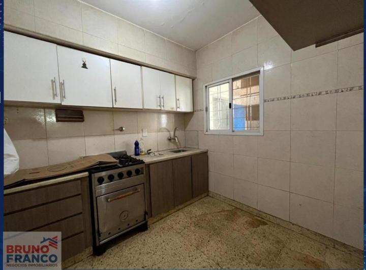 Casa · 1m² · 3 Ambientes · 1 Cochera