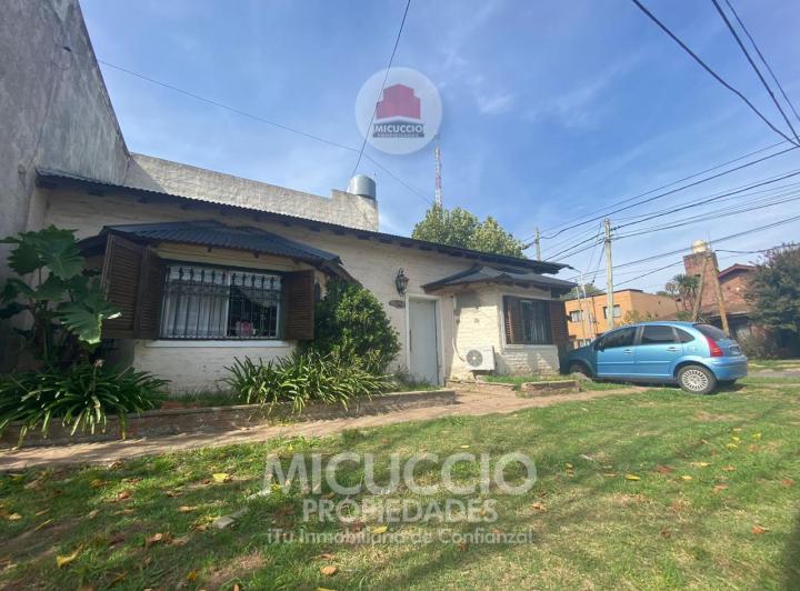 Casa · 160m² · 7 Ambientes · 1 Cochera