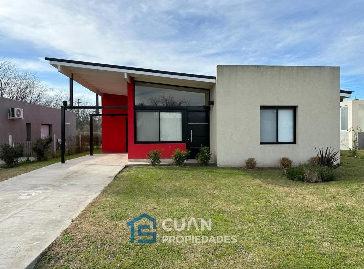 Casa · 111m² · 4 Ambientes · 1 Cochera