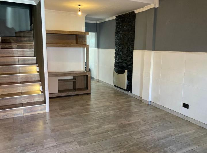 Casa · 75m² · 3 Ambientes · 1 Cochera