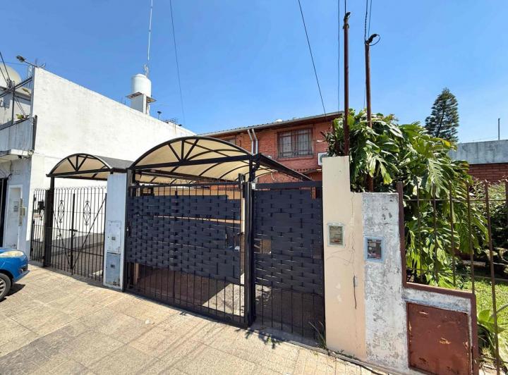 Casa · 100m² · 3 Ambientes · 1 Cochera