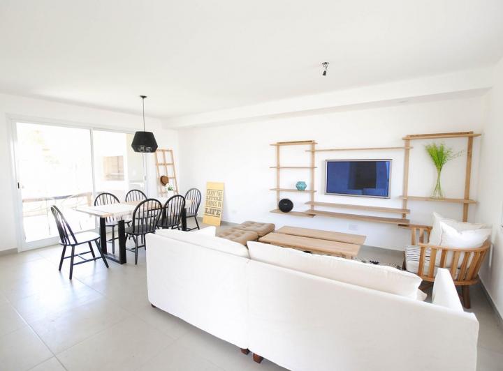 Casa · 104m² · 5 Ambientes · 1 Cochera