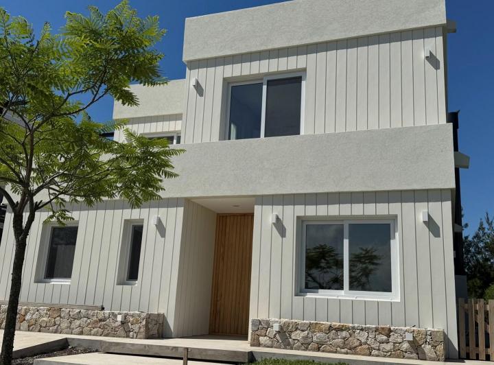 Casa · 300m² · 4 Ambientes
