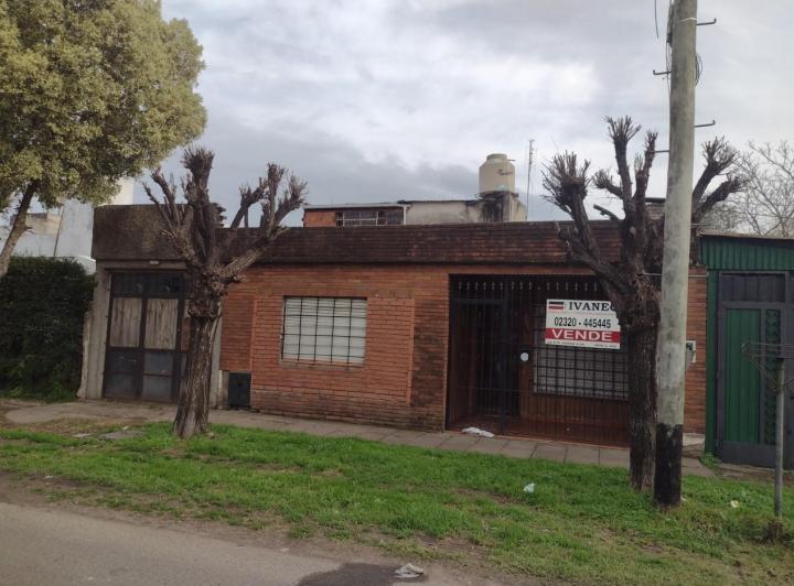 Casa · 90m² · 3 Ambientes · 1 Cochera