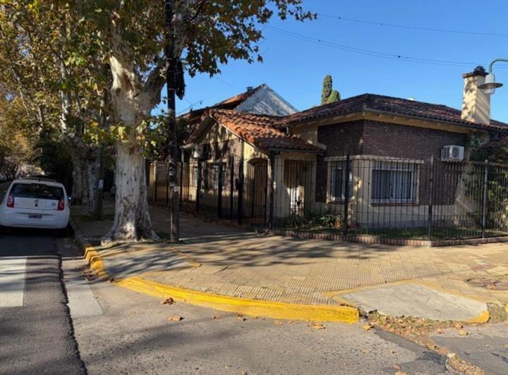 Casa · 117m² · 3 Ambientes · 1 Cochera