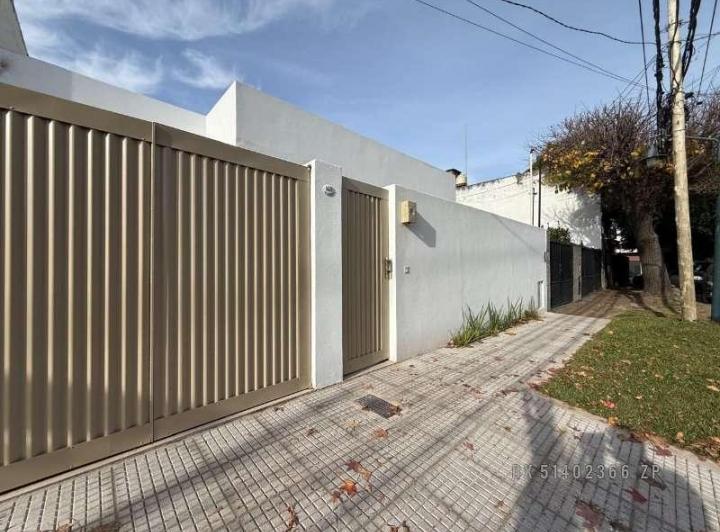 Casa · 120m² · 3 Ambientes · 1 Cochera