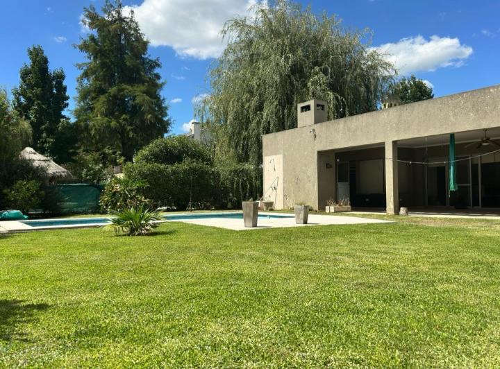 Casa · 143m² · 4 Ambientes