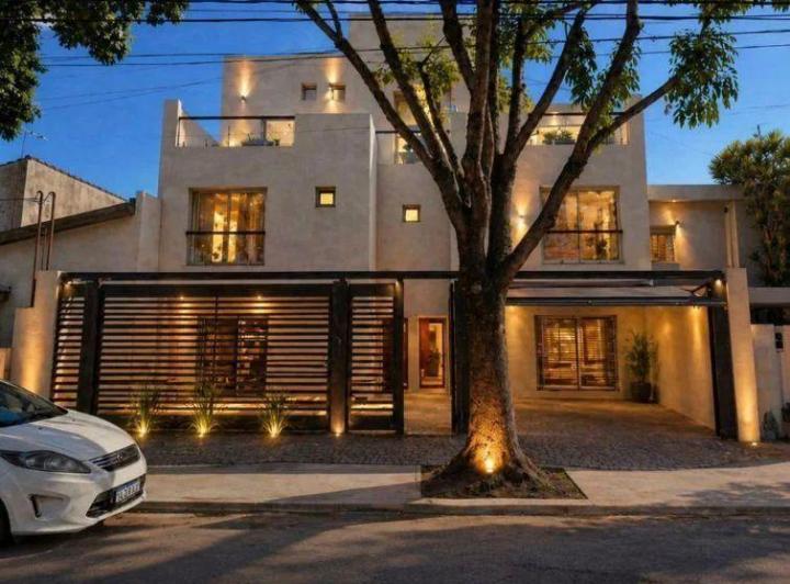 Casa · 110m² · 4 Ambientes · 2 Cocheras