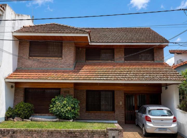 Casa · 222m² · 4 Ambientes