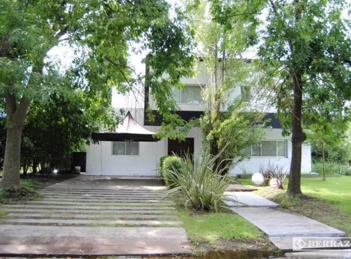 Casa · 278m² · 5 Ambientes