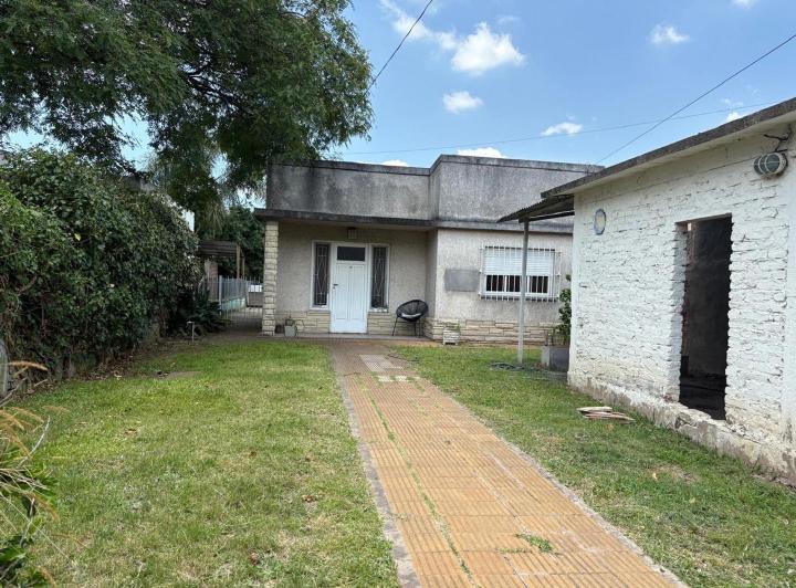 Casa · 170m² · 3 Ambientes · 1 Cochera