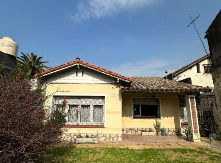 Casa · 99m² · 3 Ambientes · 3 Cocheras