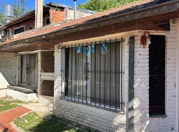 Casa · 466m² · 3 Ambientes · 1 Cochera