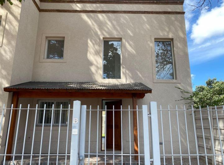 Casa · 140m² · 3 Ambientes