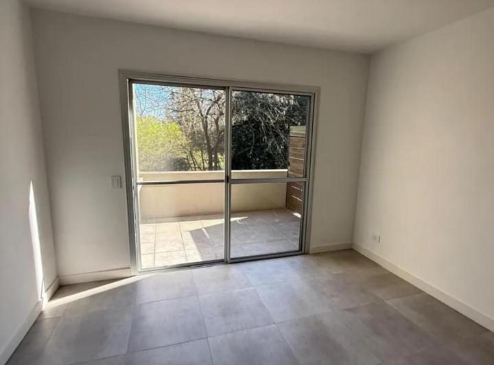 Casa · 74m² · 3 Ambientes · 1 Cochera