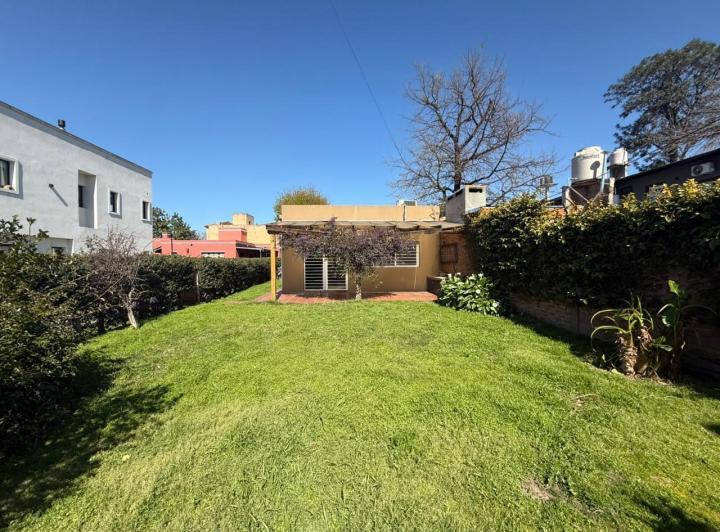 Casa · 58m² · 2 Ambientes · 1 Cochera