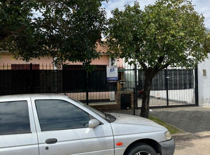 Casa · 110m² · 4 Ambientes · 1 Cochera