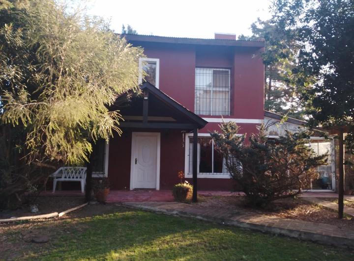 Casa · 200m² · 4 Ambientes