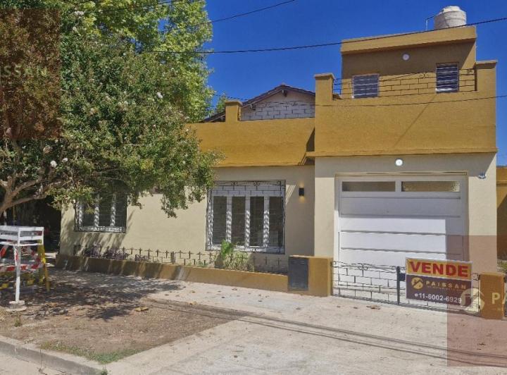 Casa · 105m² · 3 Ambientes · 1 Cochera