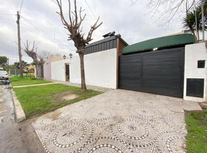 Casa · 149m² · 5 Ambientes · 1 Cochera