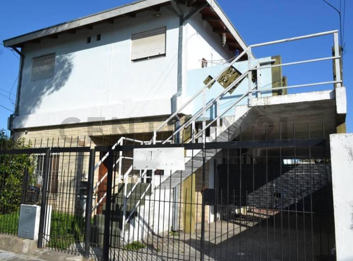 Casa · 277m² · 3 Ambientes · 1 Cochera