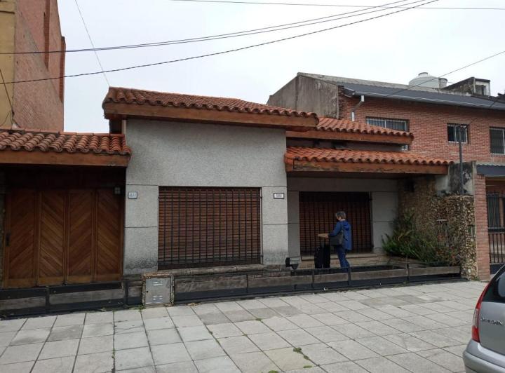 Casa · 110m² · 3 Ambientes · 5 Cocheras