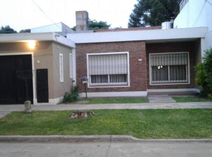 Casa · 112m² · 4 Ambientes · 1 Cochera
