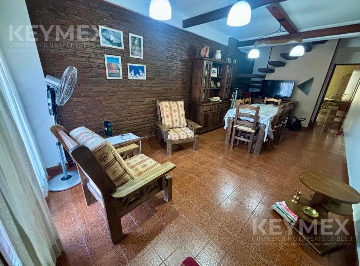 Casa · 74m² · 3 Ambientes · 1 Cochera
