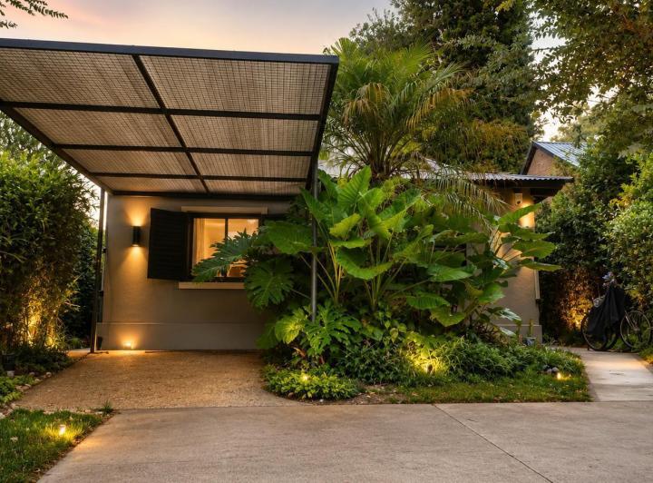 Casa · 80m² · 4 Ambientes · 2 Cocheras