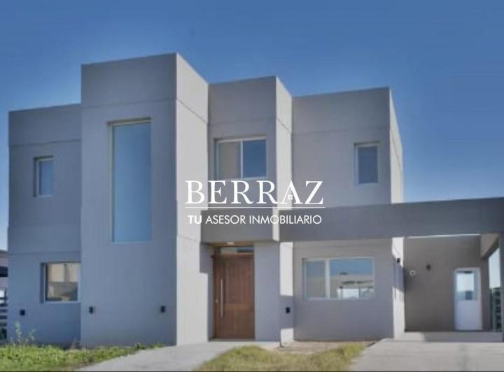 Casa · 199m² · 4 Ambientes · 4 Cocheras