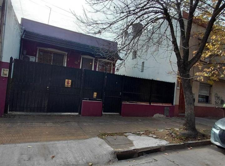 Casa · 190m² · 3 Ambientes · 1 Cochera