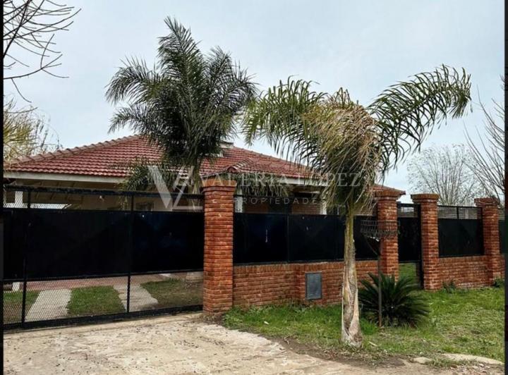 Casa · 109m² · 3 Ambientes · 1 Cochera