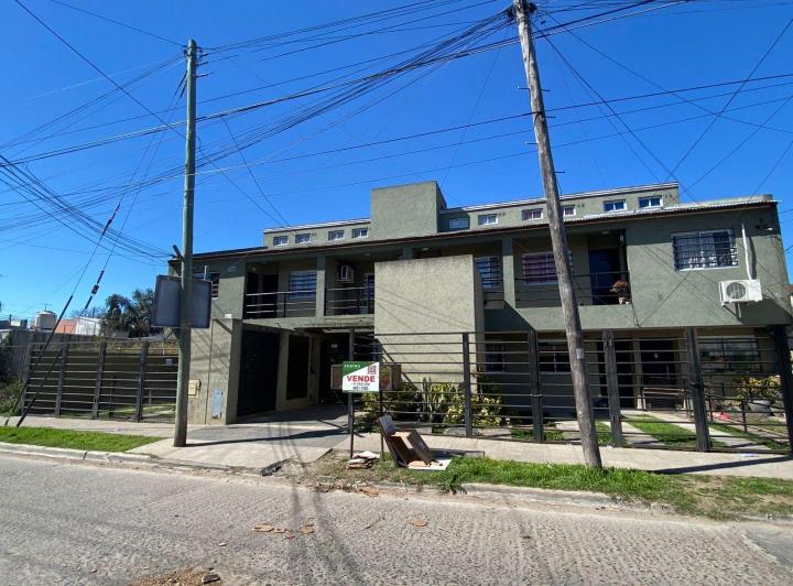 Casa · 60m² · 3 Ambientes · 1 Cochera