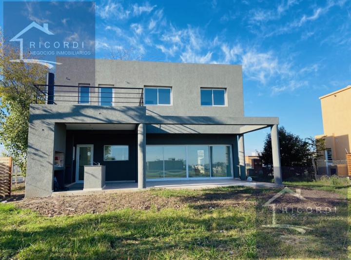 Casa · 170m² · 4 Ambientes