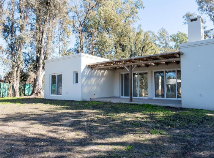 Casa · 130m² · 4 Ambientes · 1 Cochera