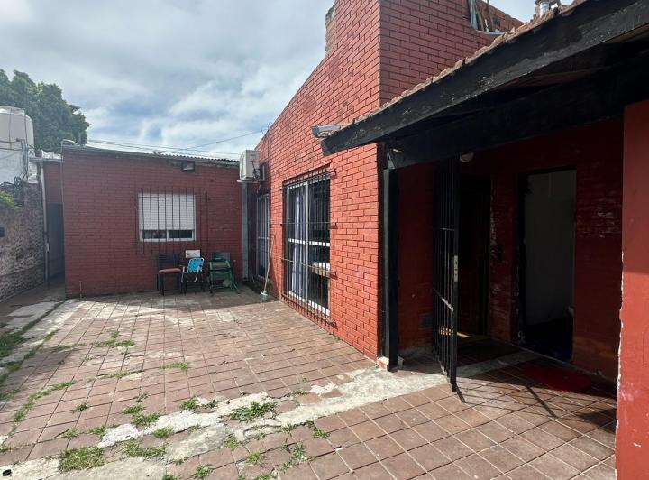 Casa · 115m² · 4 Ambientes · 1 Cochera