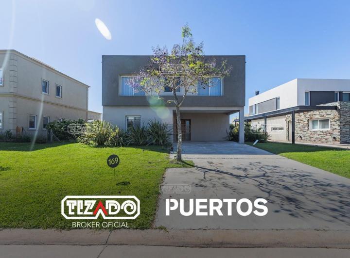 Casa · 195m² · 5 Ambientes · 1 Cochera