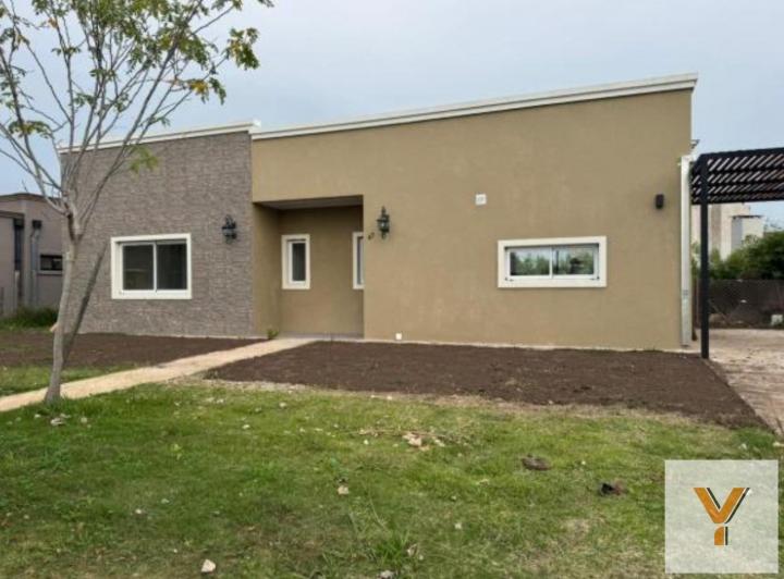 Casa · 125m² · 5 Ambientes · 2 Cocheras
