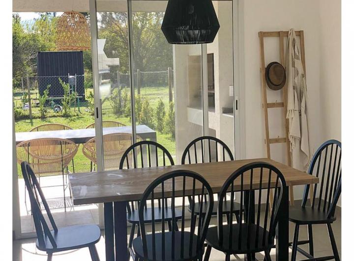 Casa · 104m² · 4 Ambientes · 1 Cochera